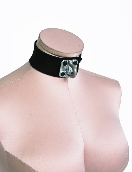 Hardware collar