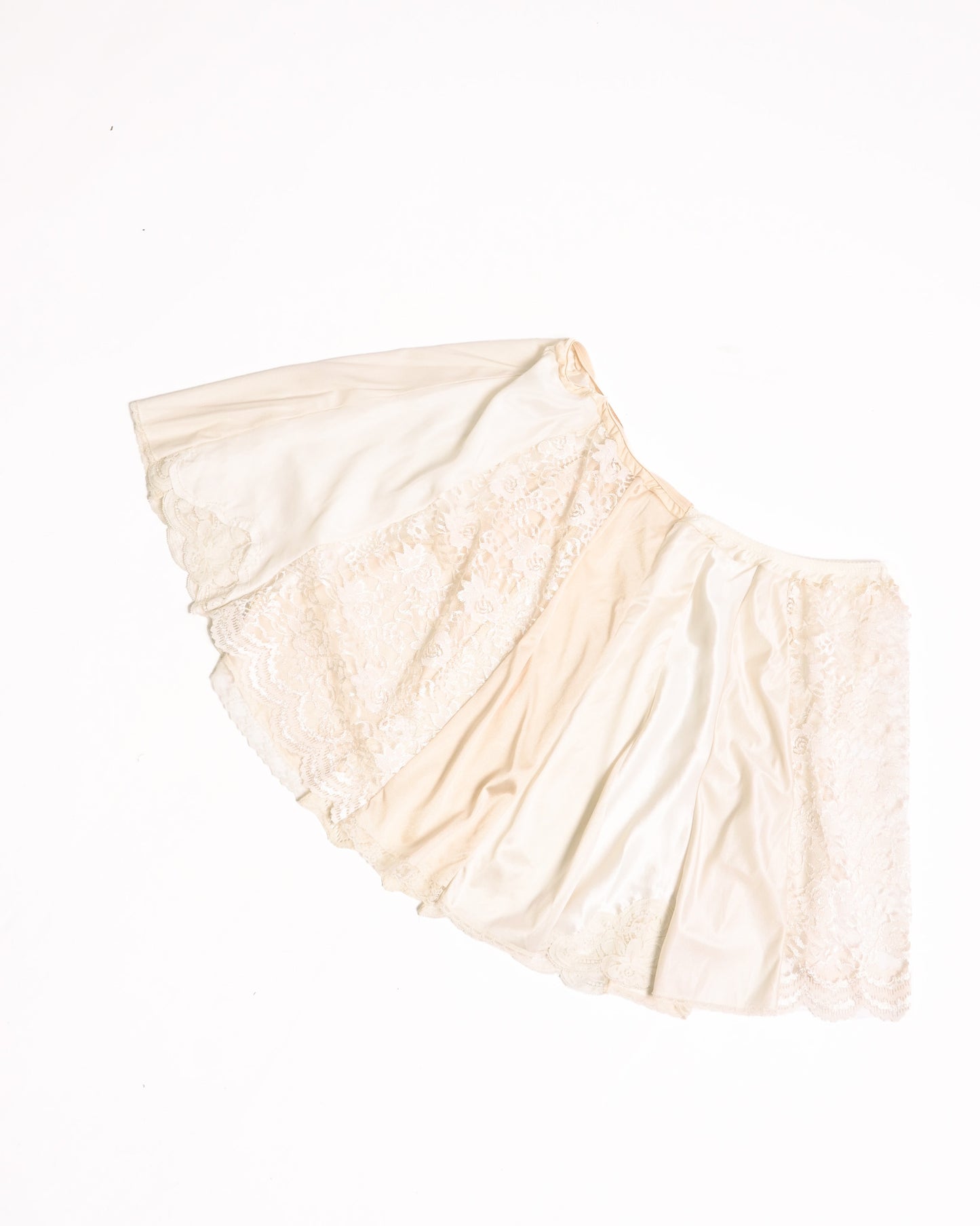JENN'S Cream skirts