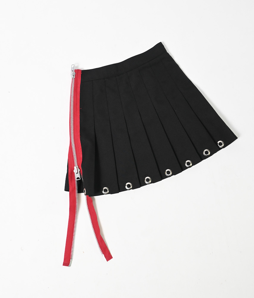 Pleated black skirt XS