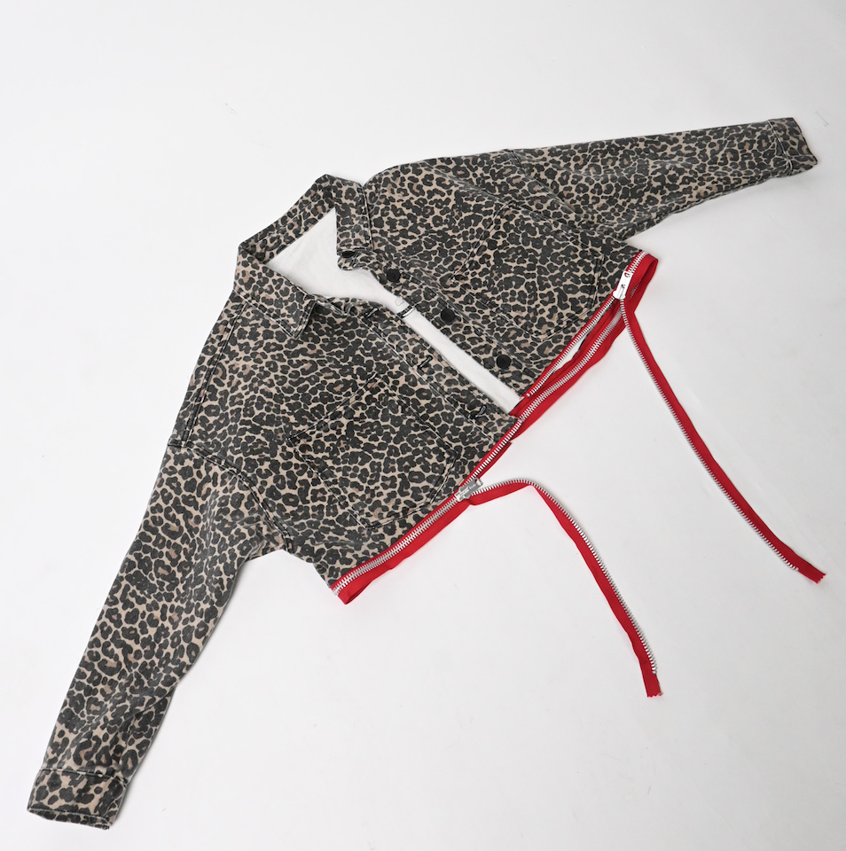 Cropped zipper jacket