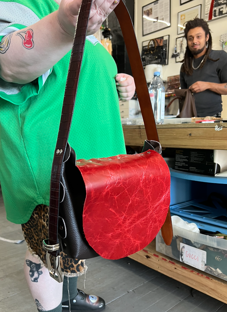 Leather Class BAG MAKING (August 23rd 11-1pm)