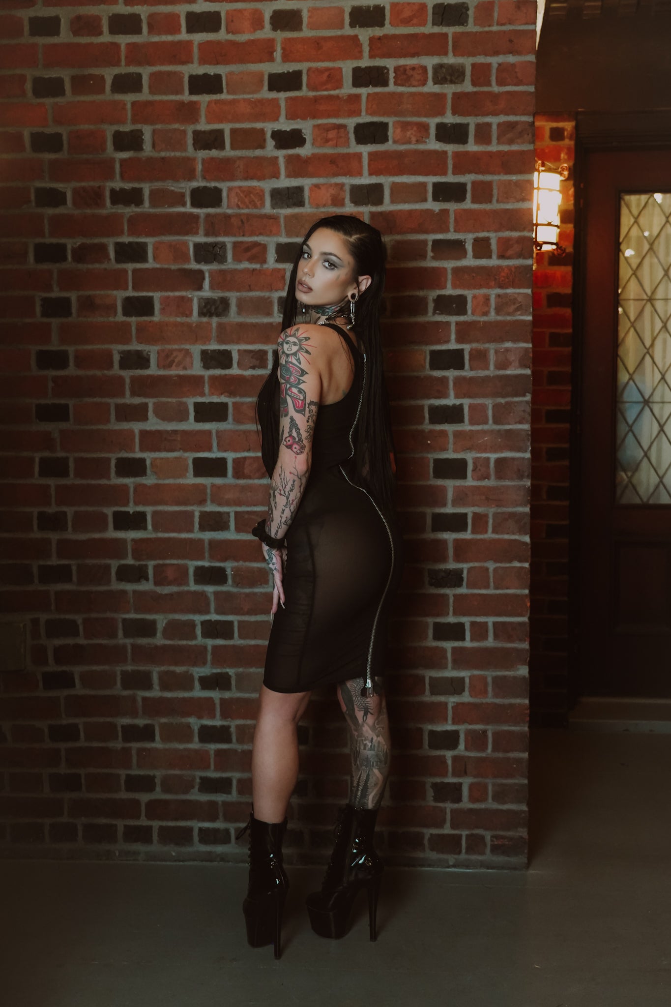 TAYLOR'S sheer zipper dress
