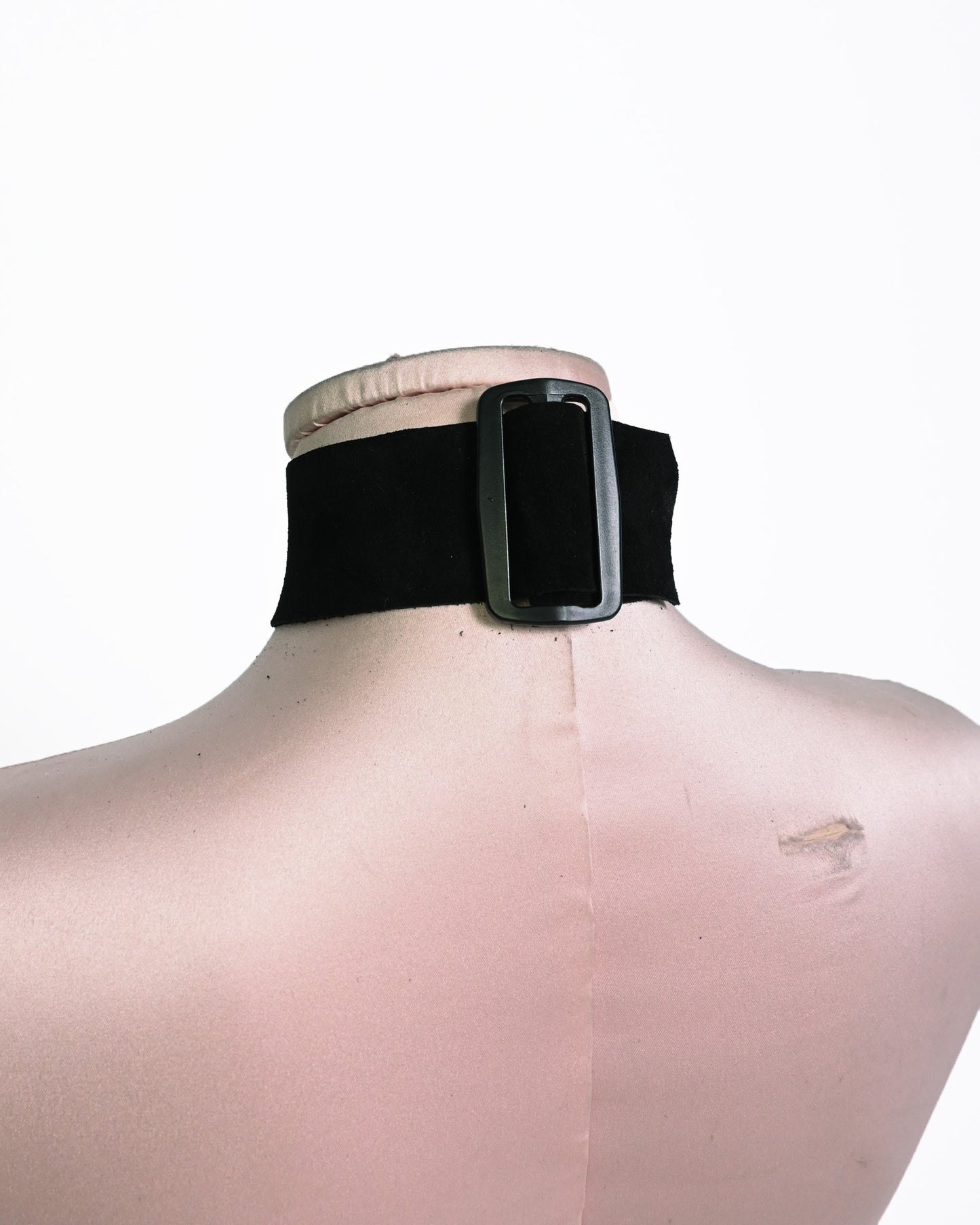Hardware choker