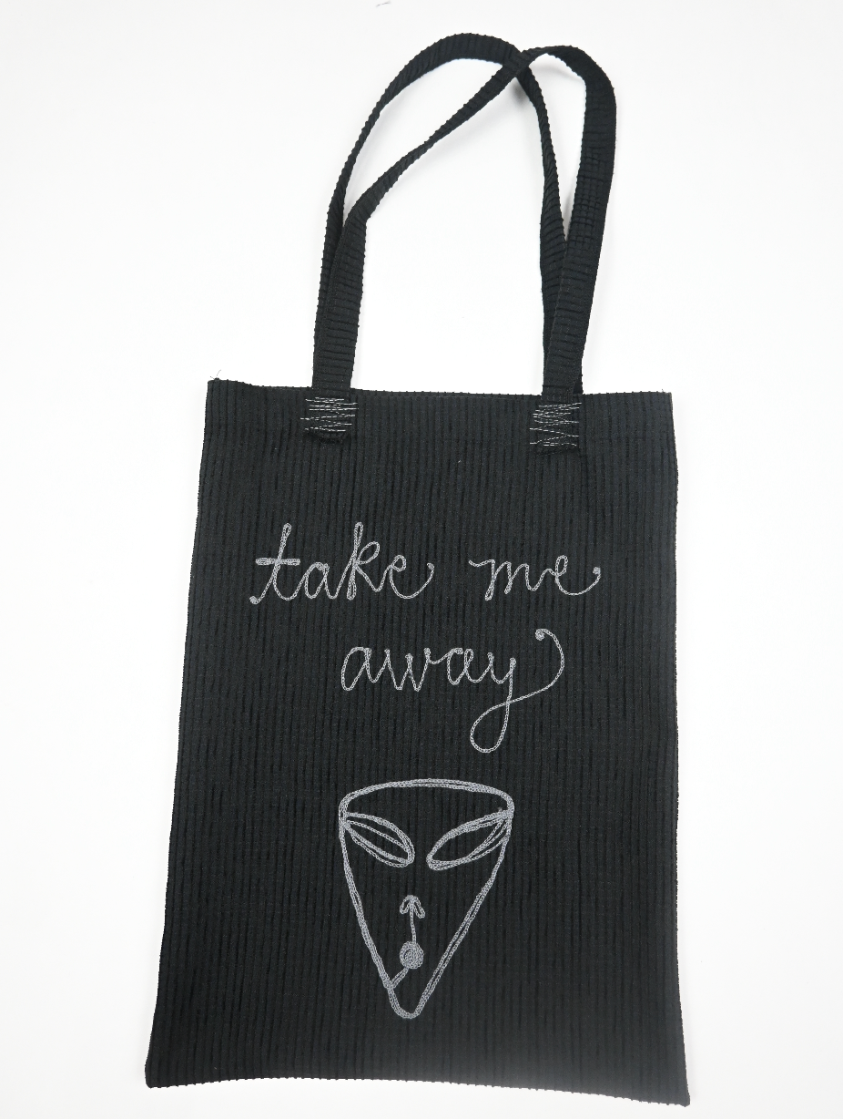 Tote bag