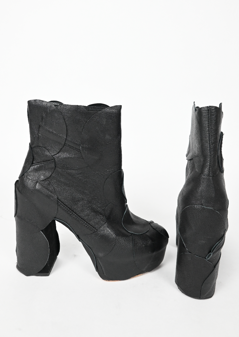 Leather circle platforms