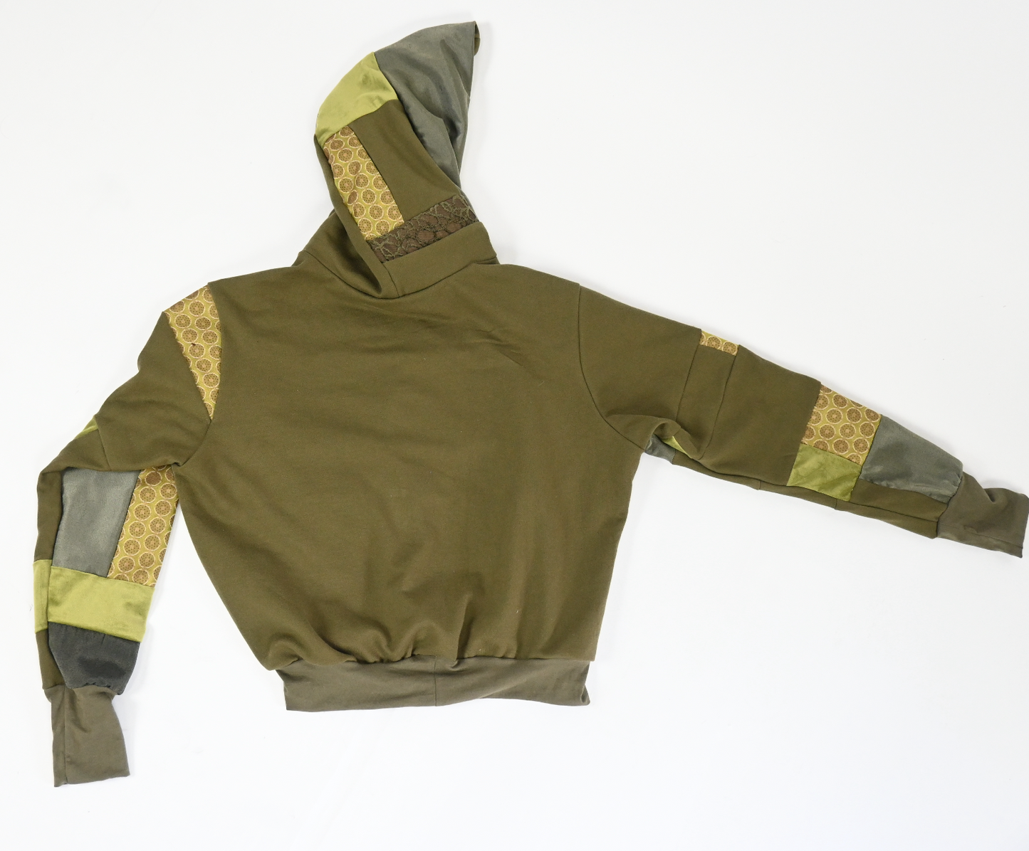 Monochromatic patch hoodie (Multiple sizes)