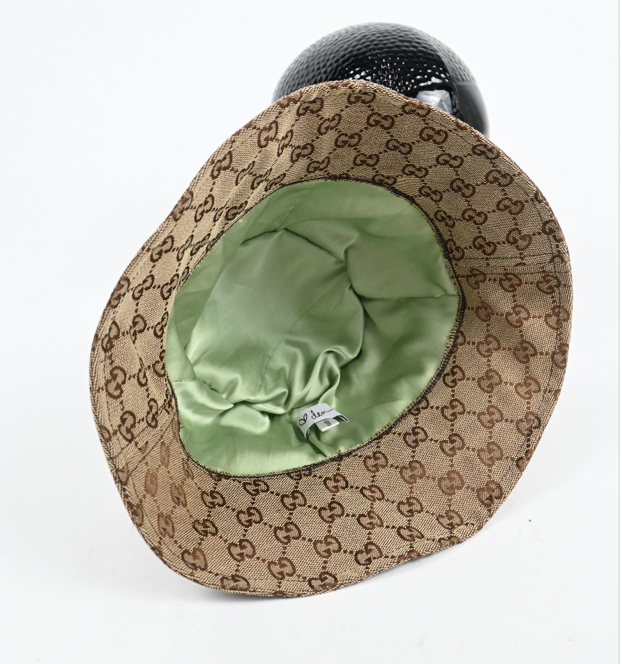 Bucket hat (satin lined)
