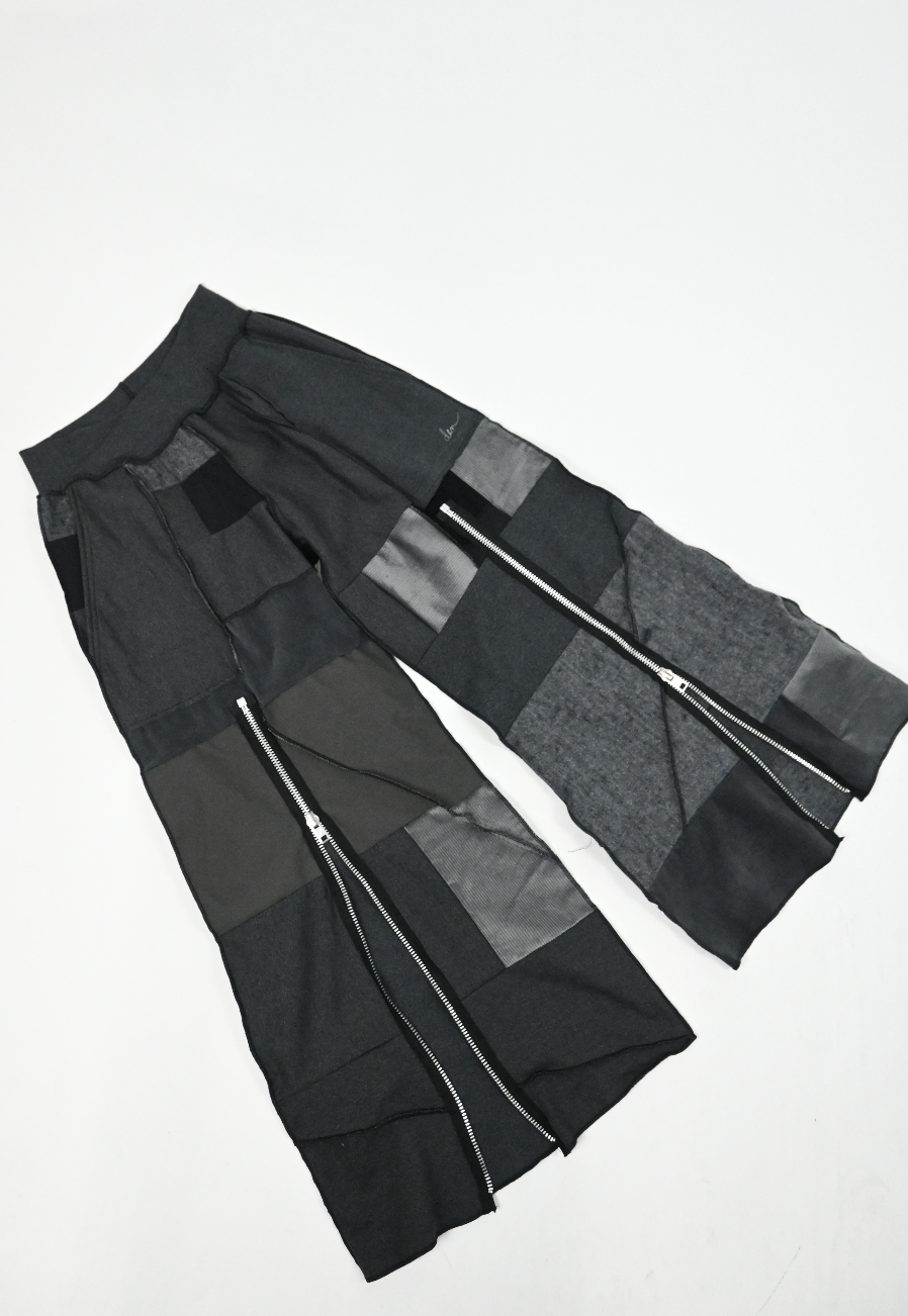 GREY patch-work wide leg zip pants (Medium)