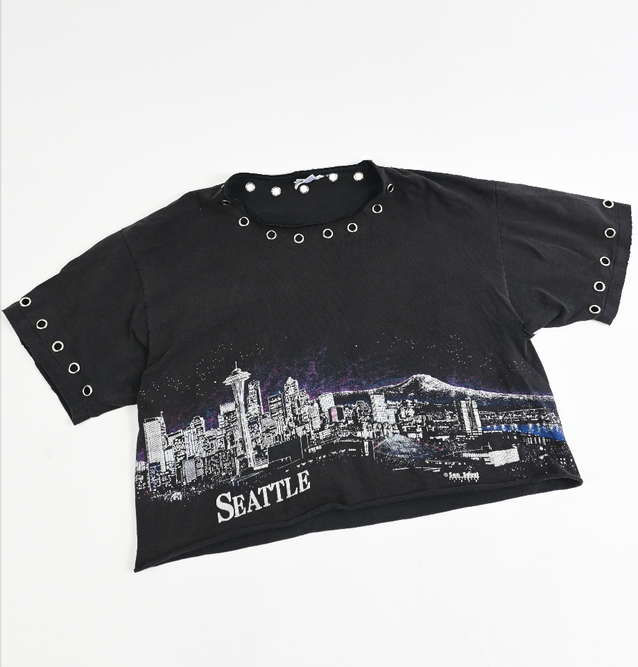 Seattle silver GROMMET TEE (large)