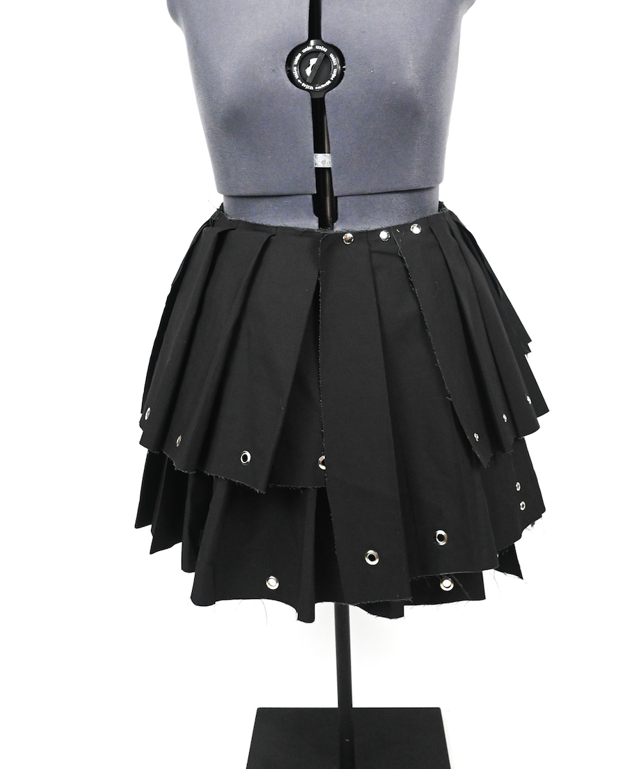 Pleated Black layering skirt XL