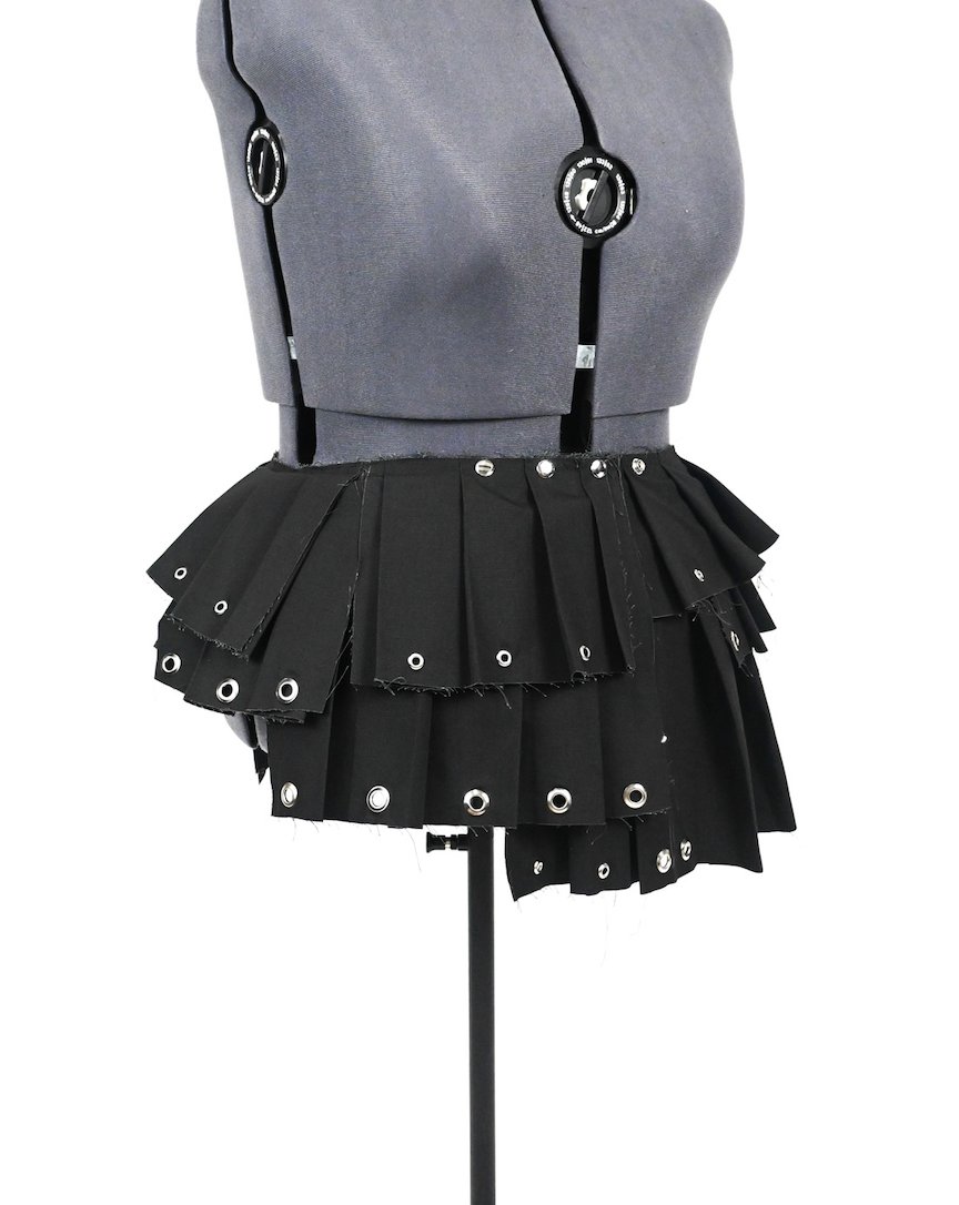 Pleated Black layering skirt XL