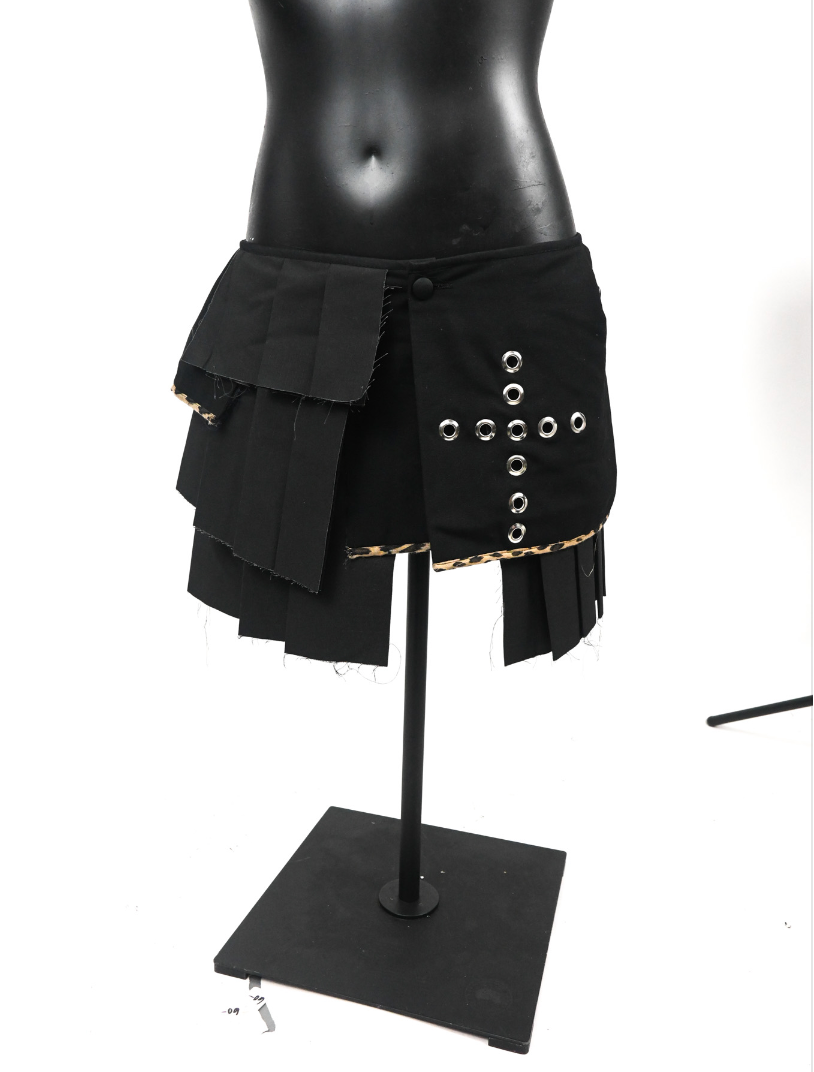 GAB'S Pleated skirt Cheetah print hem M/L