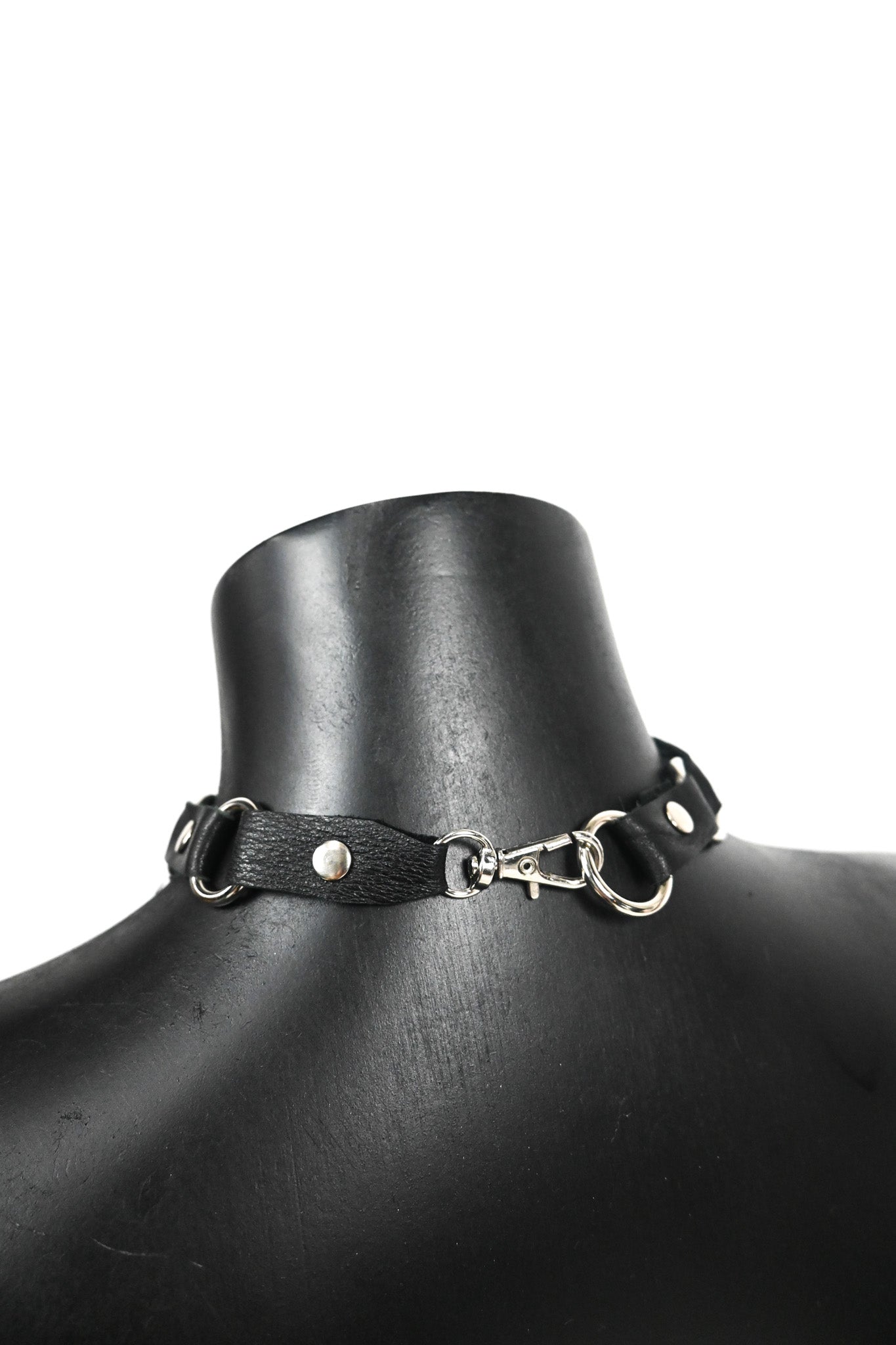 Signature choker
