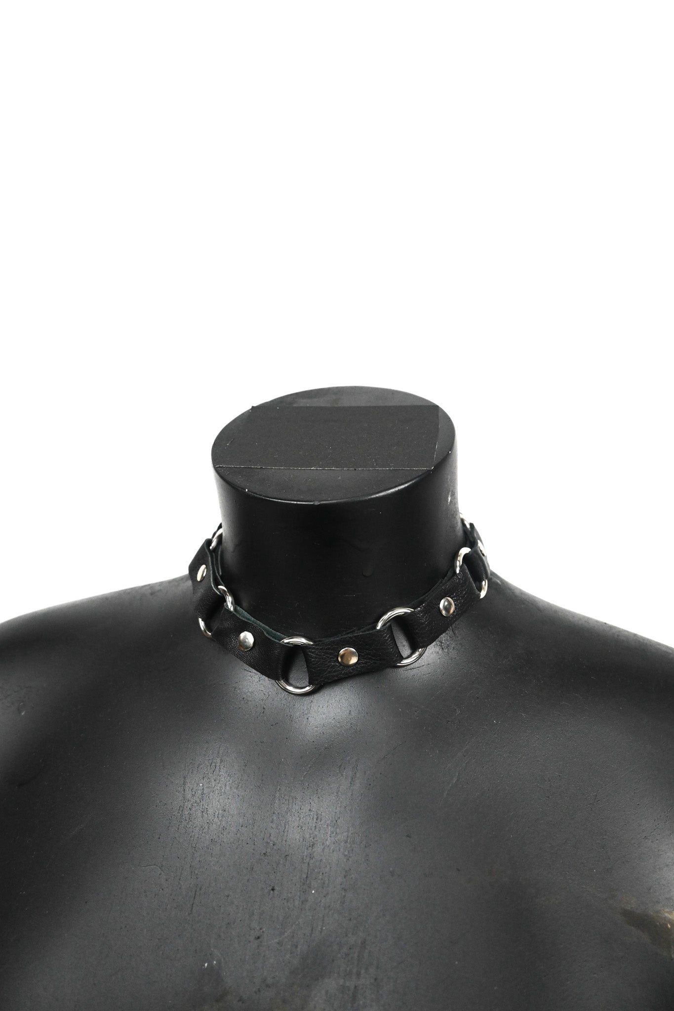 Signature choker