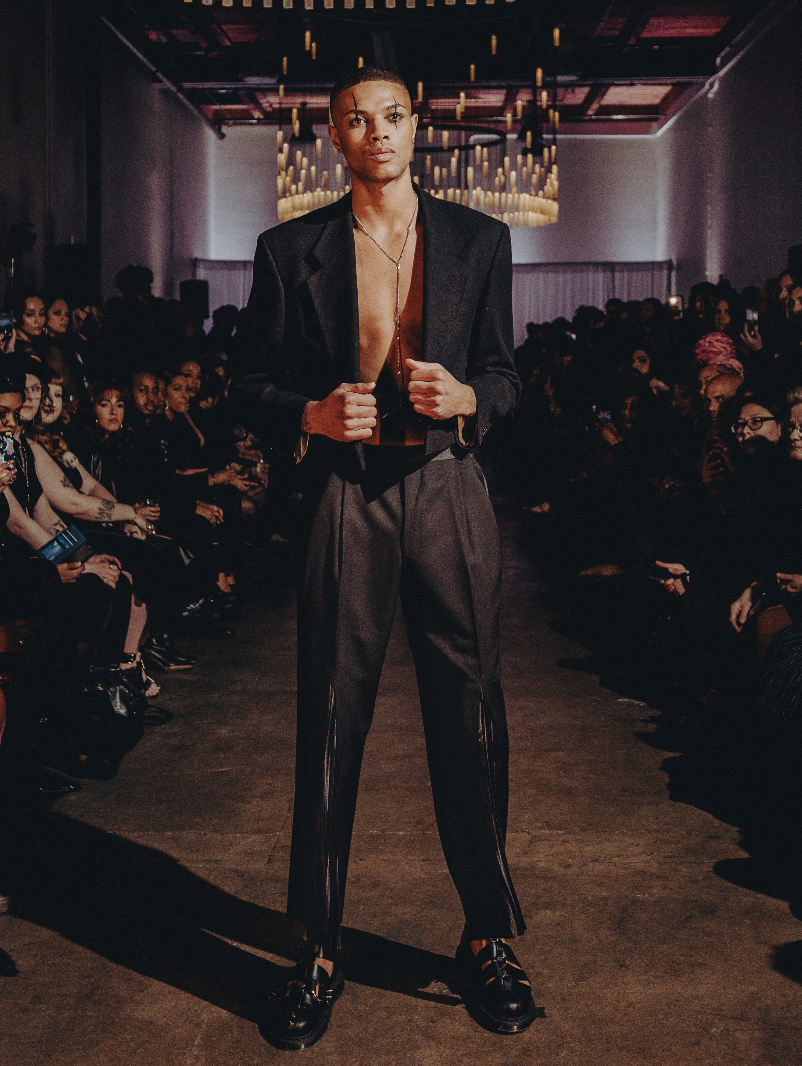 RUNWAY trousers