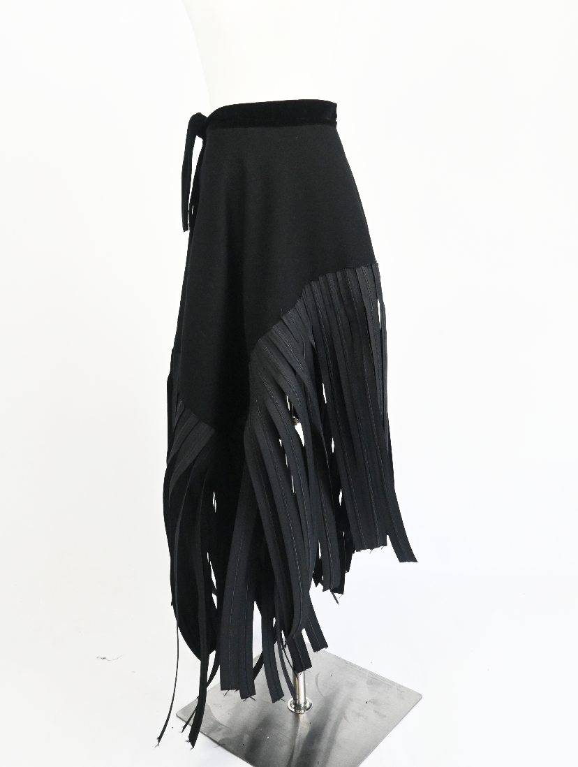 RUNWAY zipper skirt